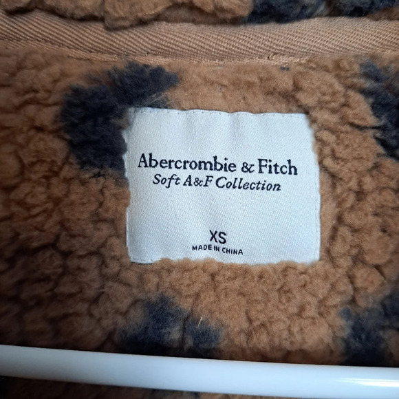 Abercrombie & Fitch Brown Cheetah Print Sherpa Half Zip Pullover Jacket Size XS - Picture 5 of 7